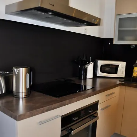 Le Reve Bleu Jardin Parking Aeroport Meett Blagnac