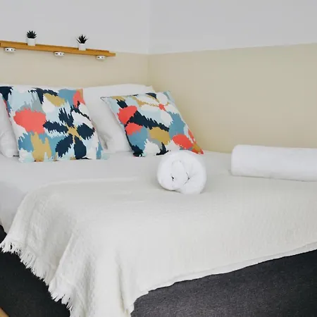 Le Reve Bleu Jardin Parking Aeroport Meett * Blagnac