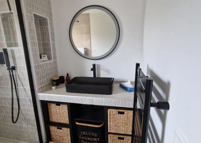 Le Rêve Bleu Jardin Parking Aéroport Meett *